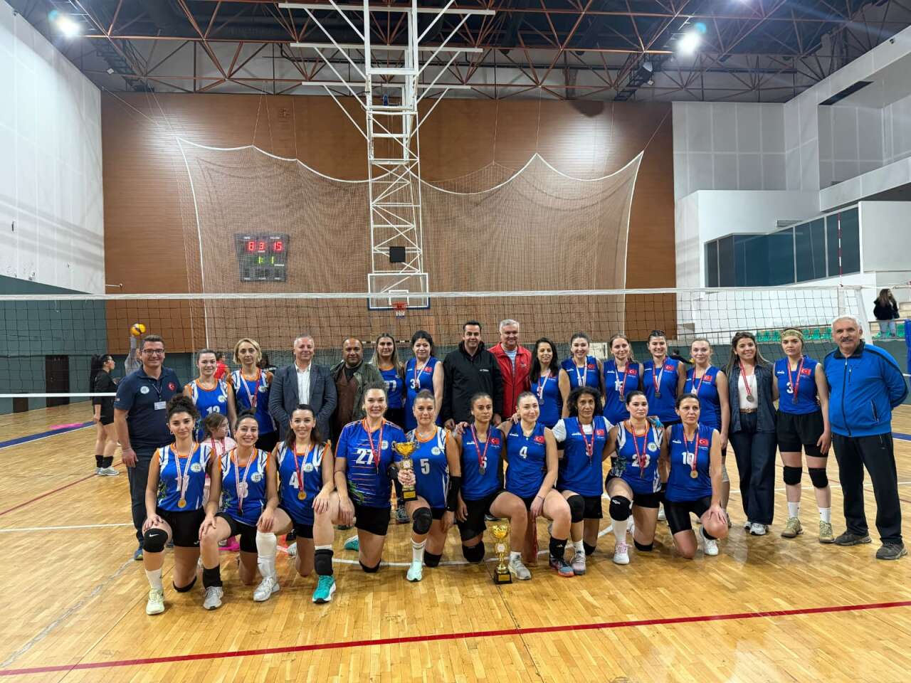 Muğla Büyükşehir Belediyesi Kadın Voleybol Takımı İl Birincisi Oldu 3